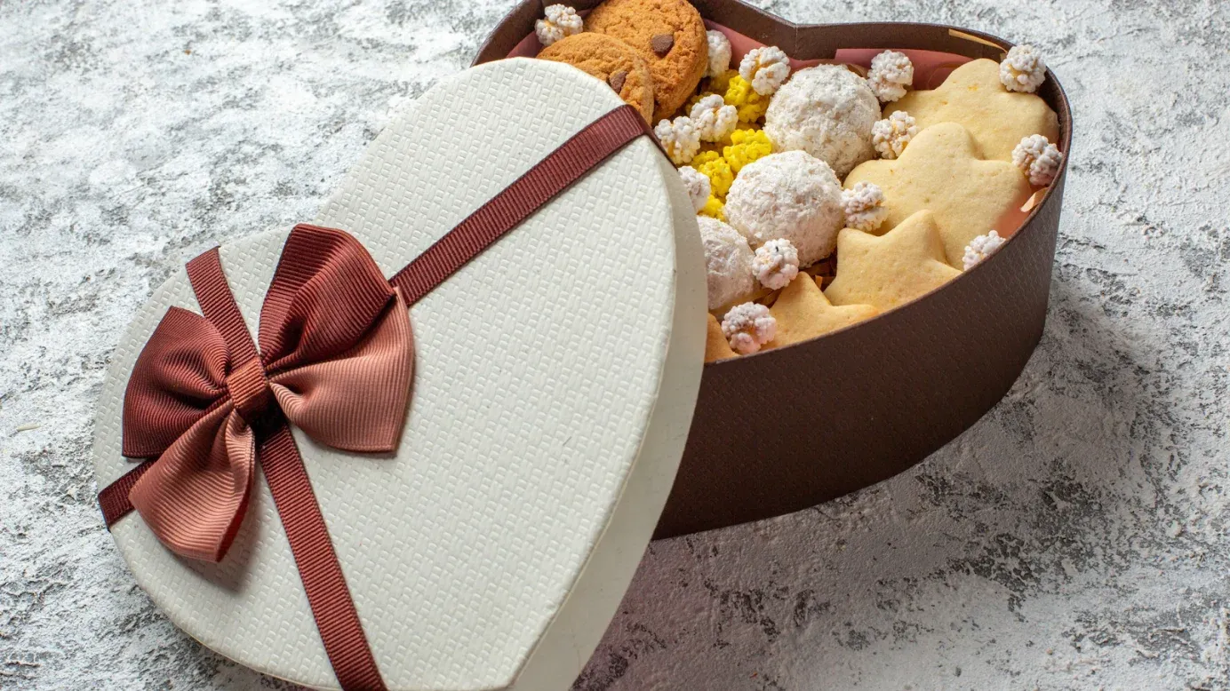cookies & sweets box
