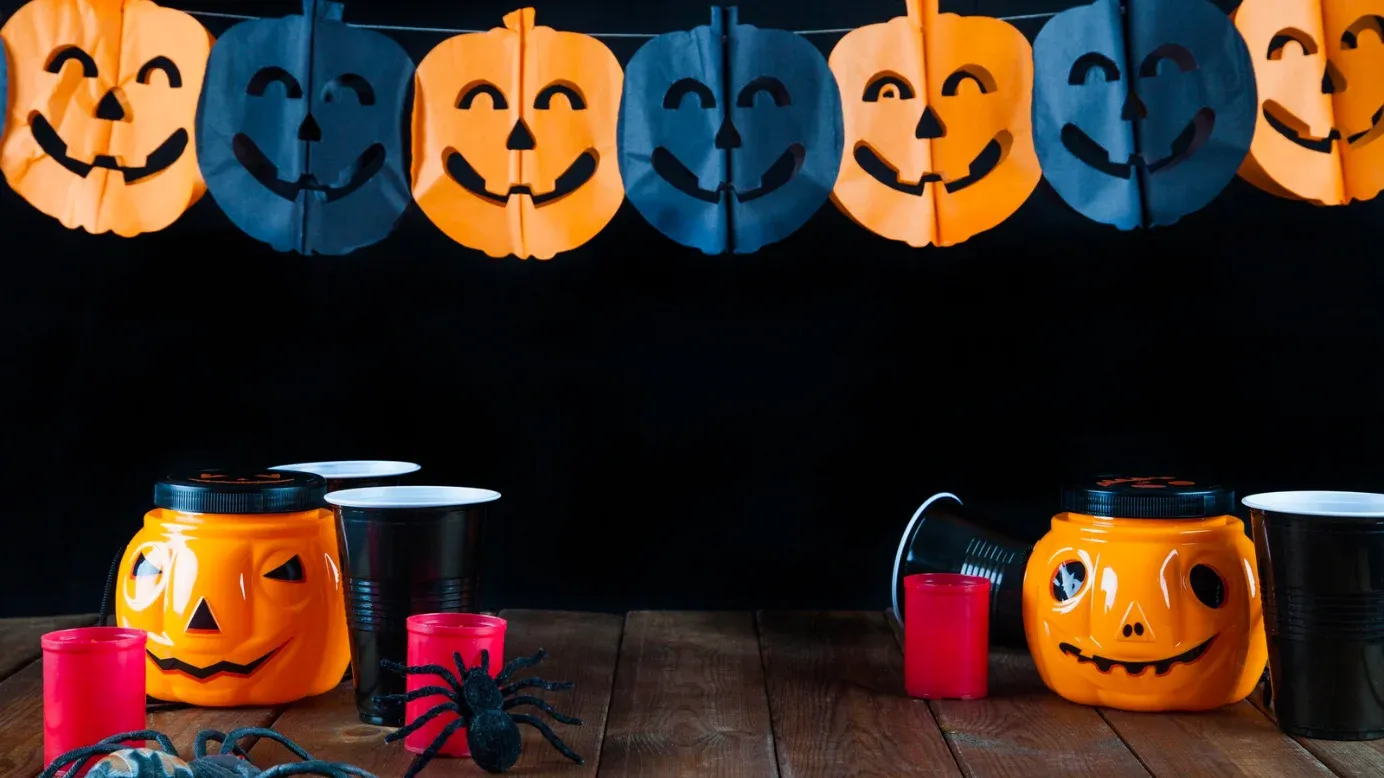 Paper mache Jack-O'-Lanterns