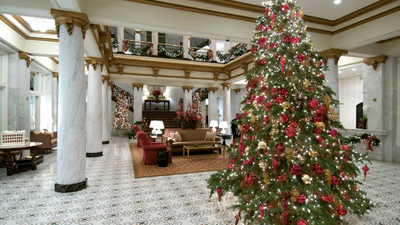  Christmas tree in the lobby
