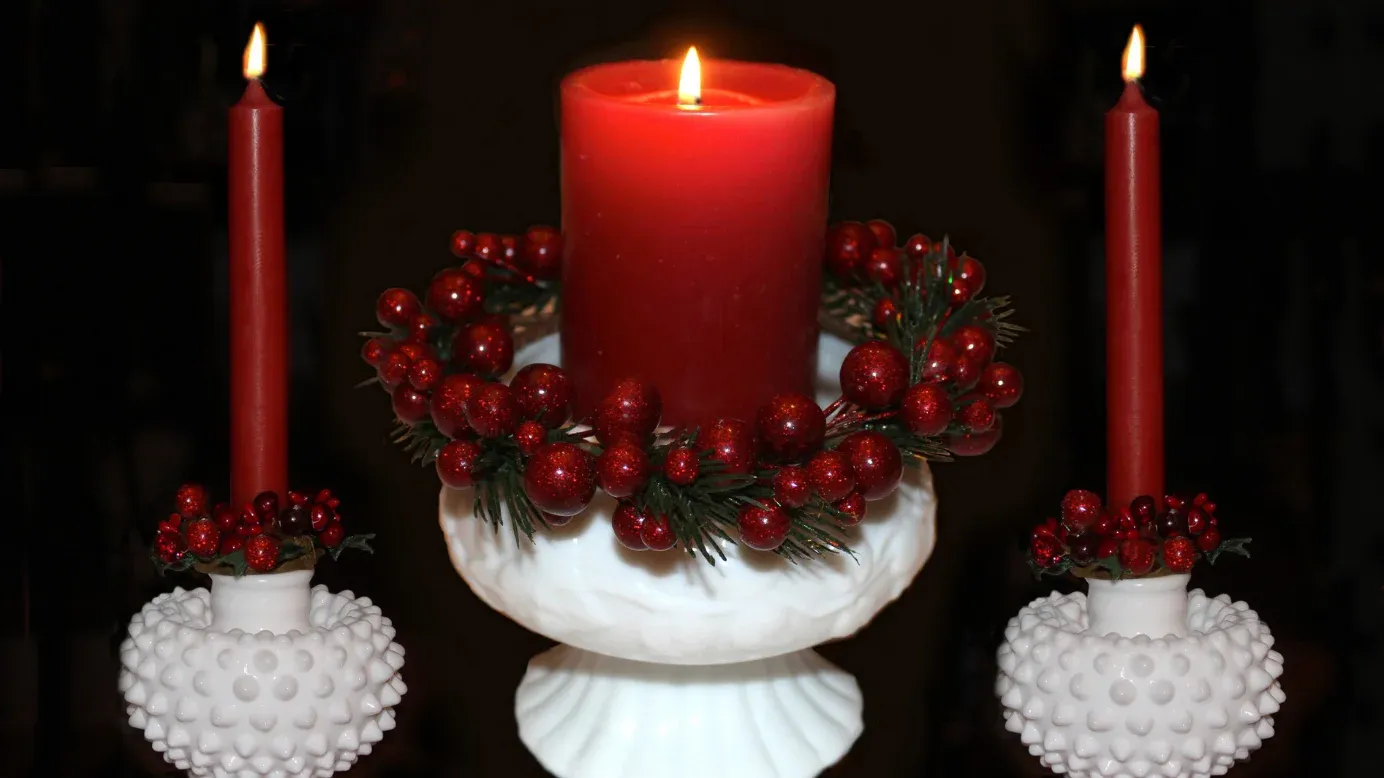 Cranberry candle holders