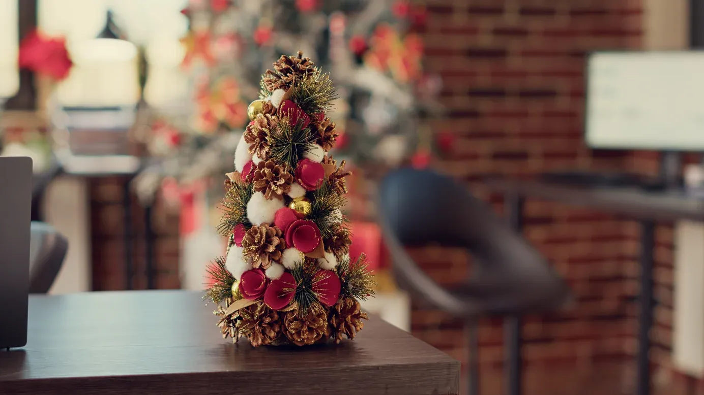 Festive desk ornaments