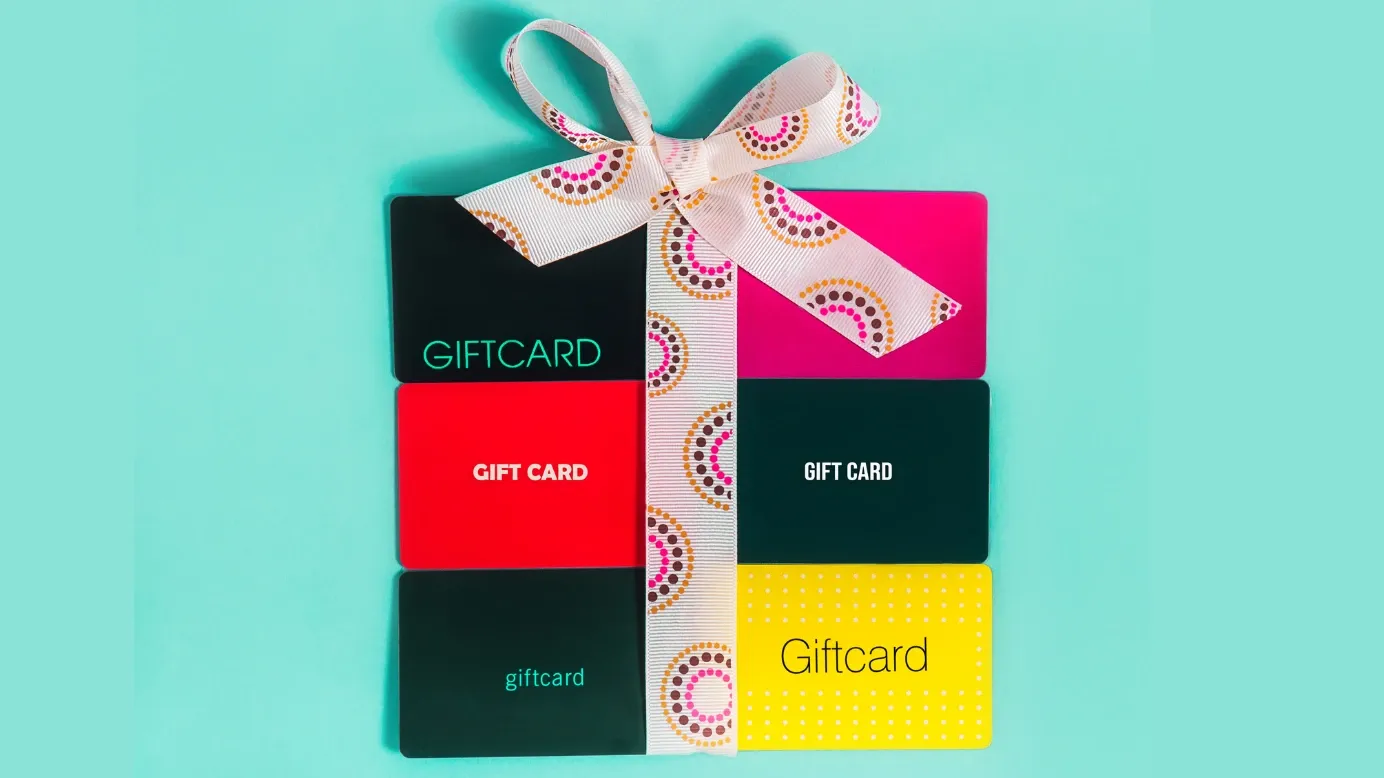 Cute & Creative Ways To Give Gift Cards - Tulamama