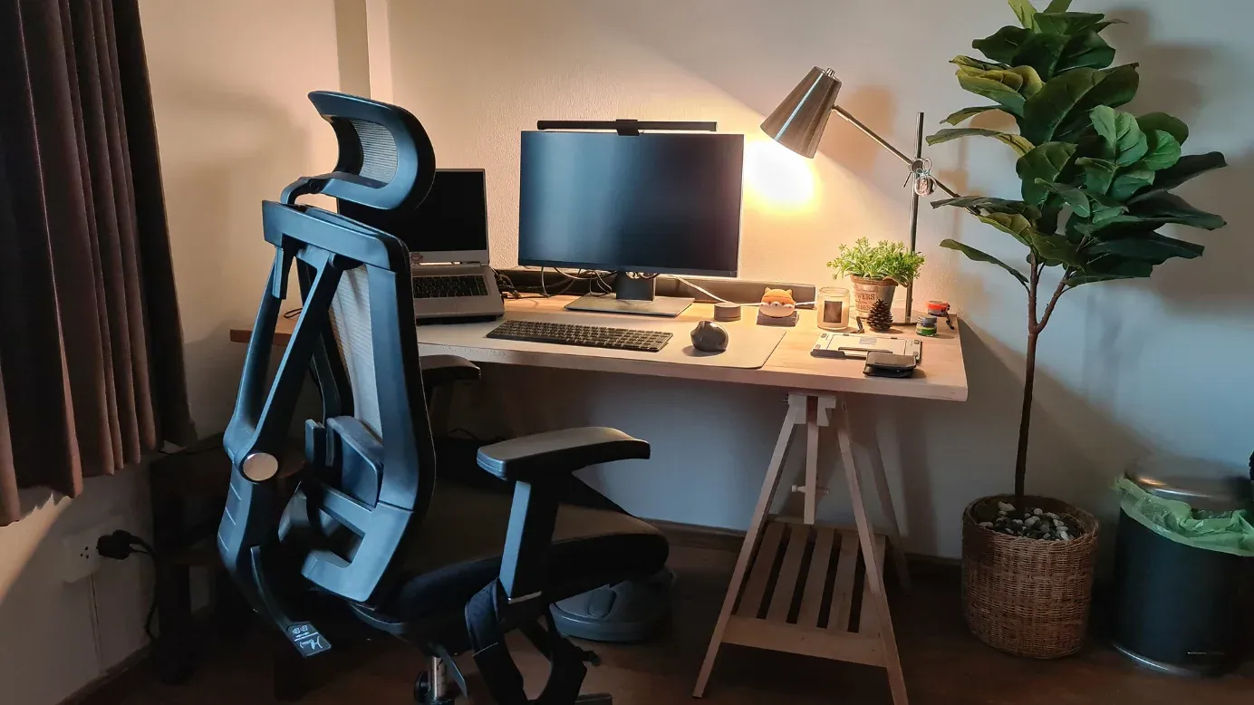 Comfortable ergonomic office chair