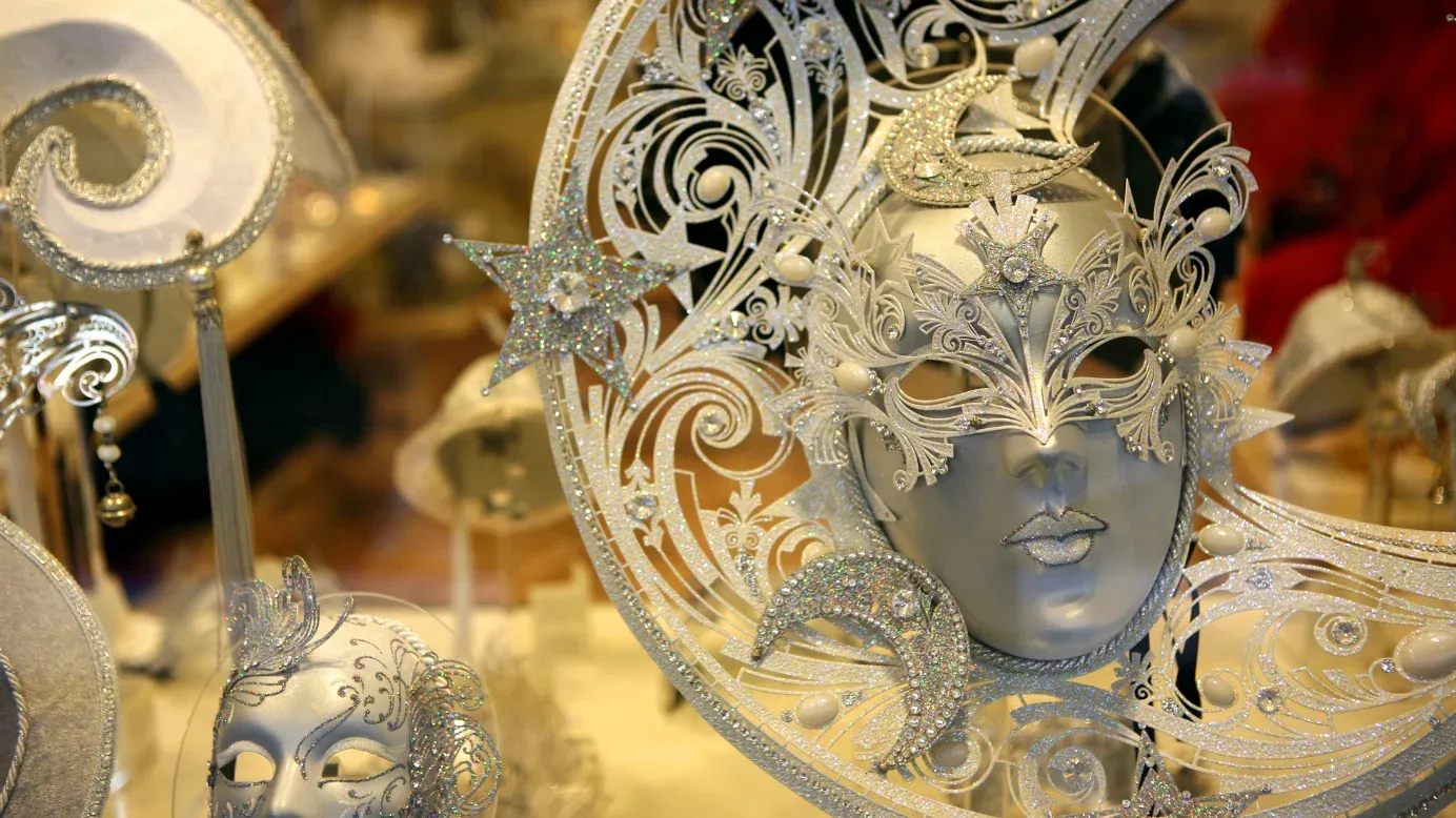 Festive Carnevale Gift Ideas 