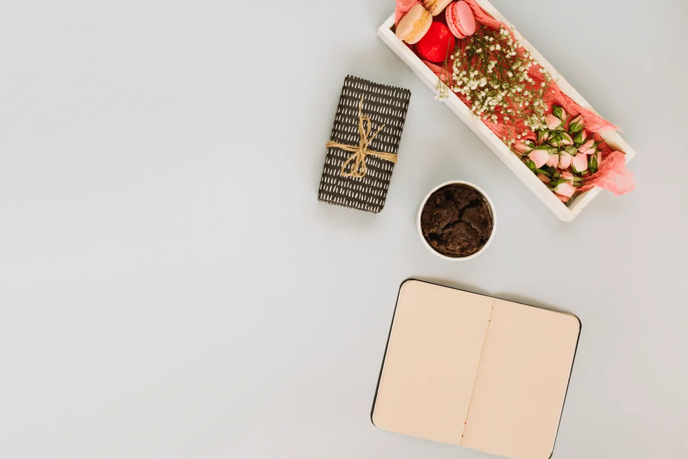 Thoughtful Gift Ideas for Coworkers
