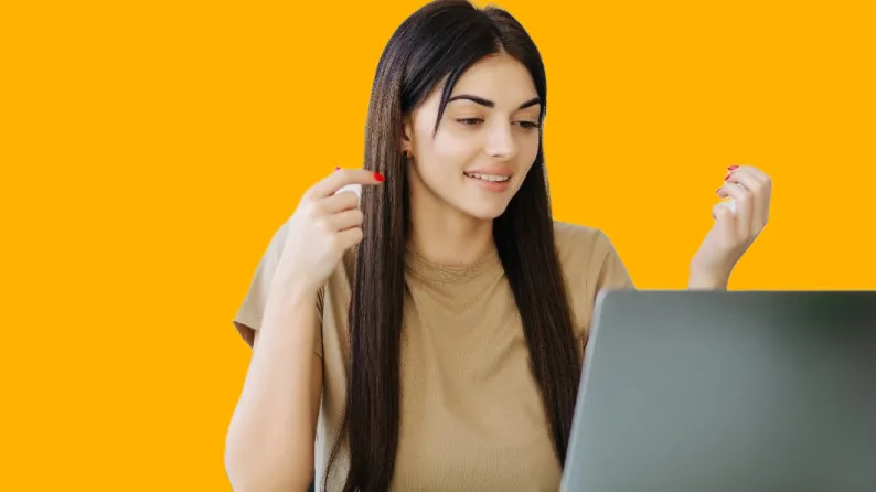 Employee Upskilling and Reskilling: A Complete Guide to Support Workforce Growth