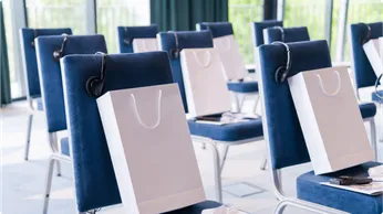 personalized-corporate-gifting-at-events